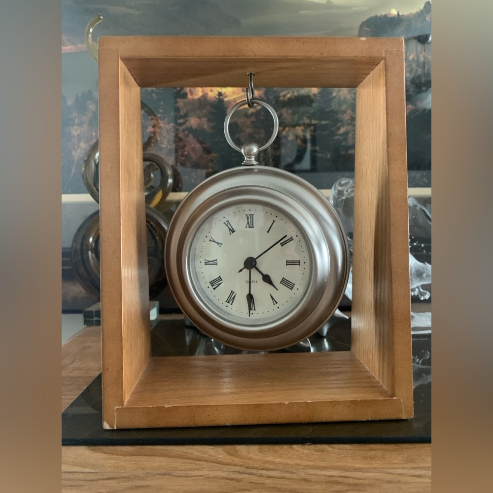 Decorative Table/Desk Clock
